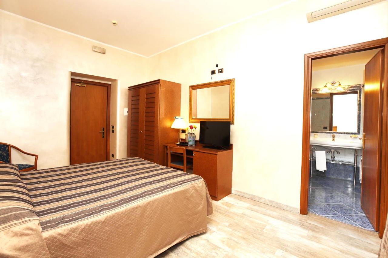 Double Room,1119609012:JPEG